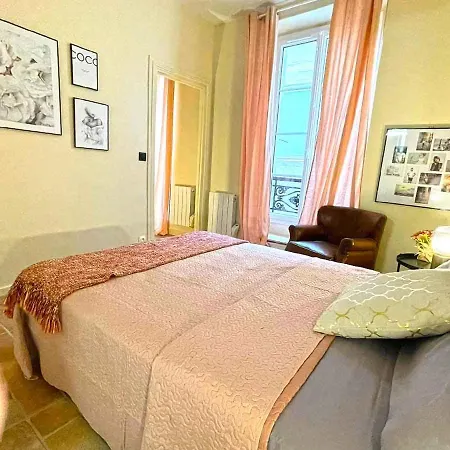 Appartamento Dans Le Marais 3 Parigi