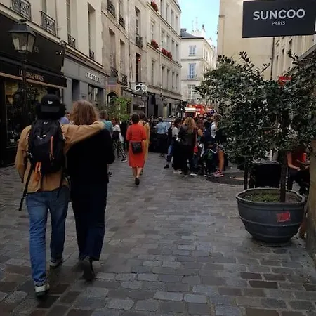 Appartamento Dans Le Marais 3 Parigi